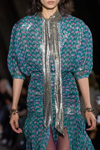 Look 107